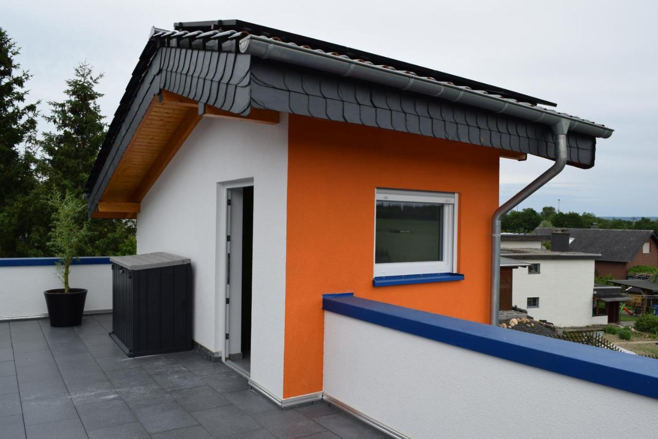 Hunsruecker-Fewo - Die Erlebnishuette - 2 Ferienwohnungen Im Hunsrueck In Unzenberg Gobenhausen Kamer foto