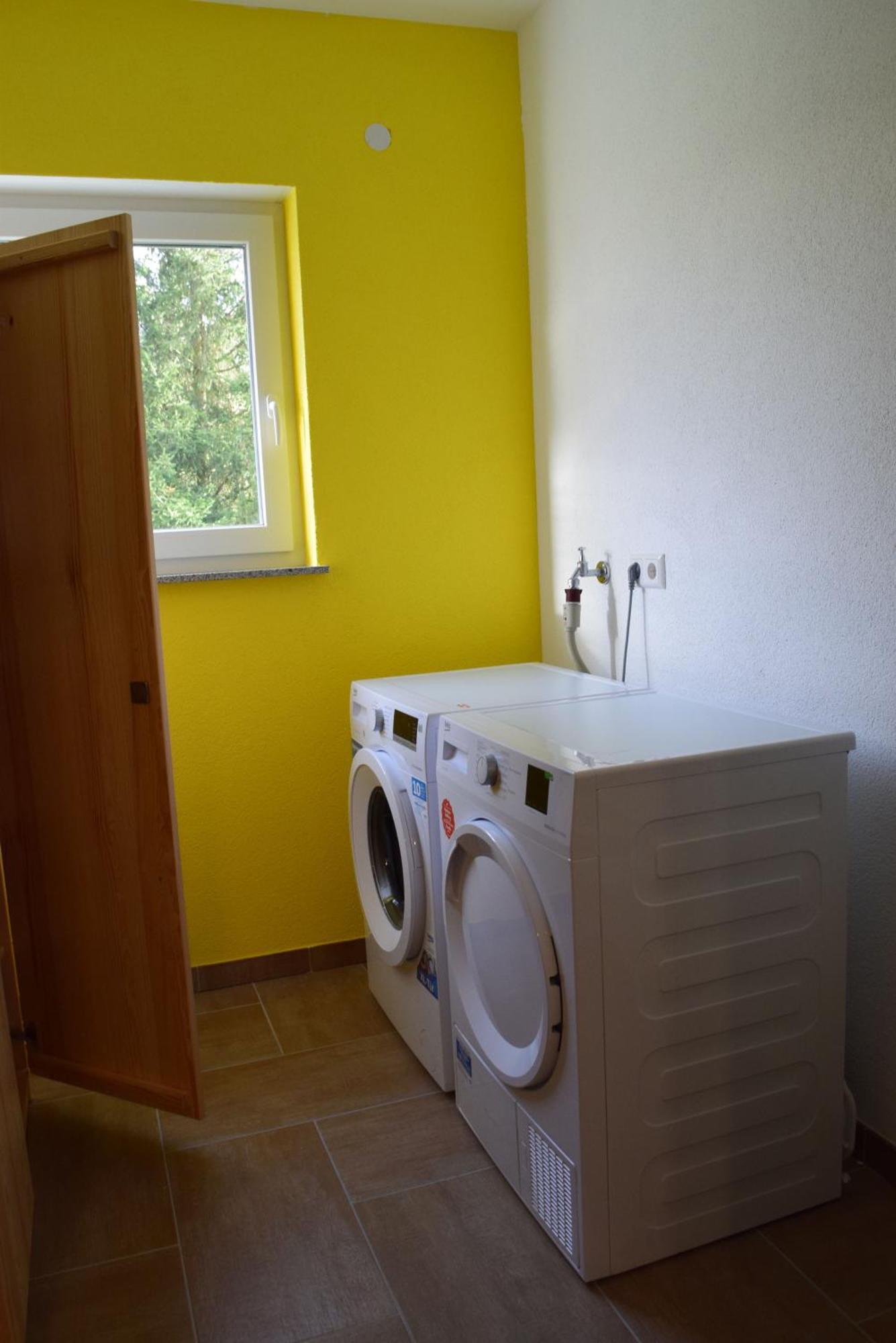 Hunsruecker-Fewo - Die Erlebnishuette - 2 Ferienwohnungen Im Hunsrueck In Unzenberg Gobenhausen Kamer foto